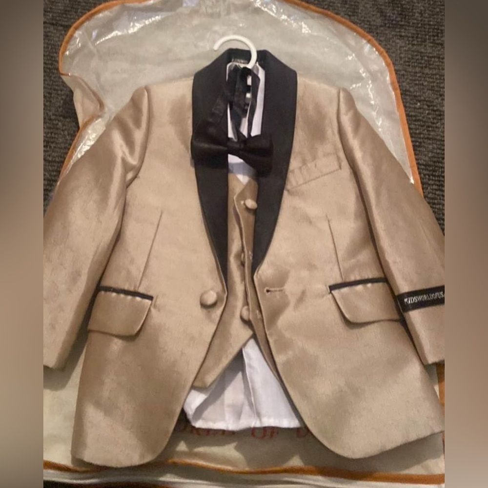 3-piece kids gold suit in size 2T